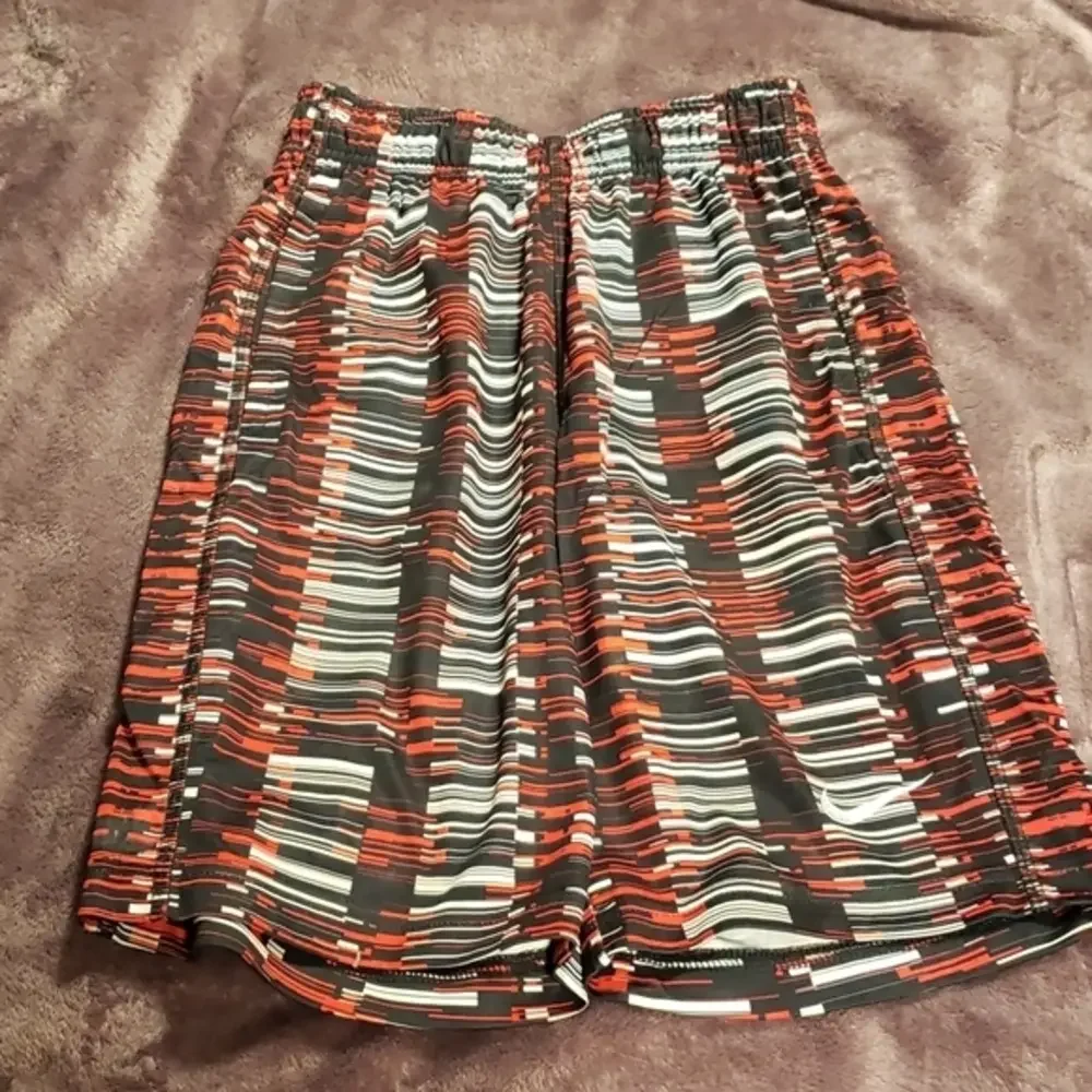 Boys Nike‎ shorts